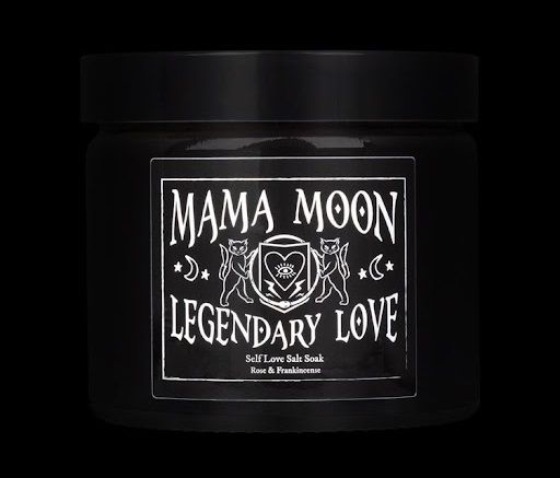 نقع الحمام لجنداري لف Legendary Love Salt Soak من ماما مون Mama Moon