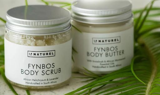 زبدة ومقشر الجسم فينبوس بودي من لى ناتوريل Fynbos Body Scrub &amp; Butter Le Naturel