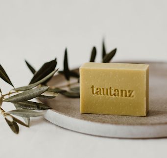 صابون زيت الزيتون المرطب من Tautanz