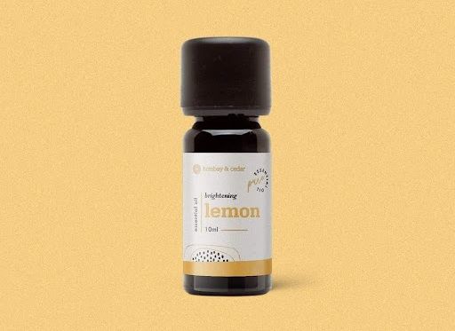 زيت الليمون الأساسي Lemon Essential Oil من بومباي آند سيدار Bombay &amp; Cedar