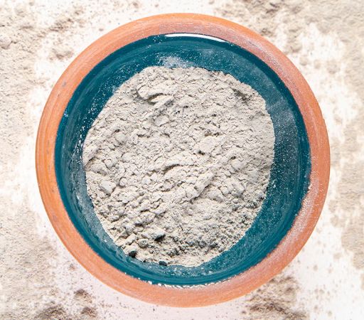 مسحوق طين البنتونيت من Iwilla Remedy - Bentonite Clay Powder