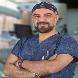 الدكتور احمد مزنرة