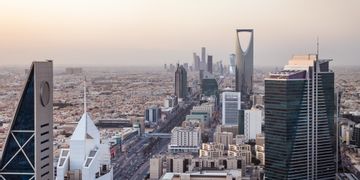 تجميل الجفون في الرياض