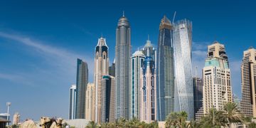 شفط دهون الذقن في الإمارات