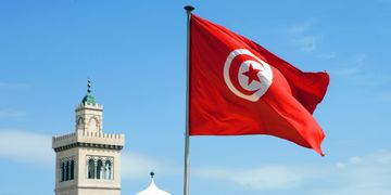 عملية شفط دهون البطن في تونس