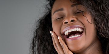 أنواع مضمضة أسنان وكيفية استخدامها