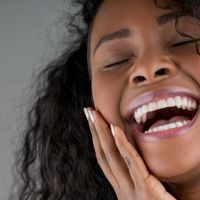 أنواع مضمضة أسنان وكيفية استخدامها
