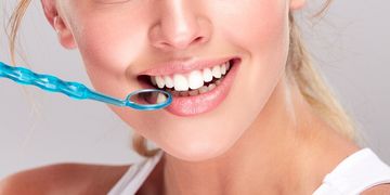الفرق بين الفينير والتلبيس للأسنان أهم المميزات لكل منهما