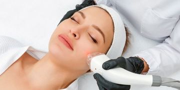 أحدث التقنيات في الطب التجميلي والدور المؤثر للتكنولوجيا