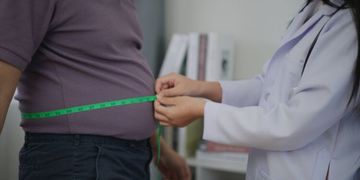 تقنيات شفط الدهون: اختر الطرق الفعالة نحو الجسم المثالي
