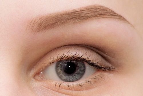 Tips etter bleking av øyenbryn med laser