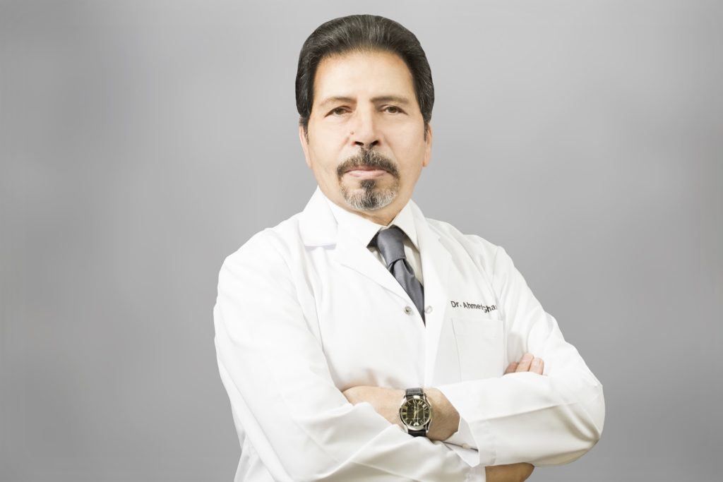 دكتور أحمد غانم أفضل دكتور تجميل أنف في الإمارات
