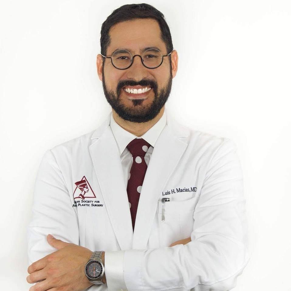 دكتور لويس ماسياس Dr. Luis Macias أفضل أطباء تجميل الأنف في لوس أنجلوس