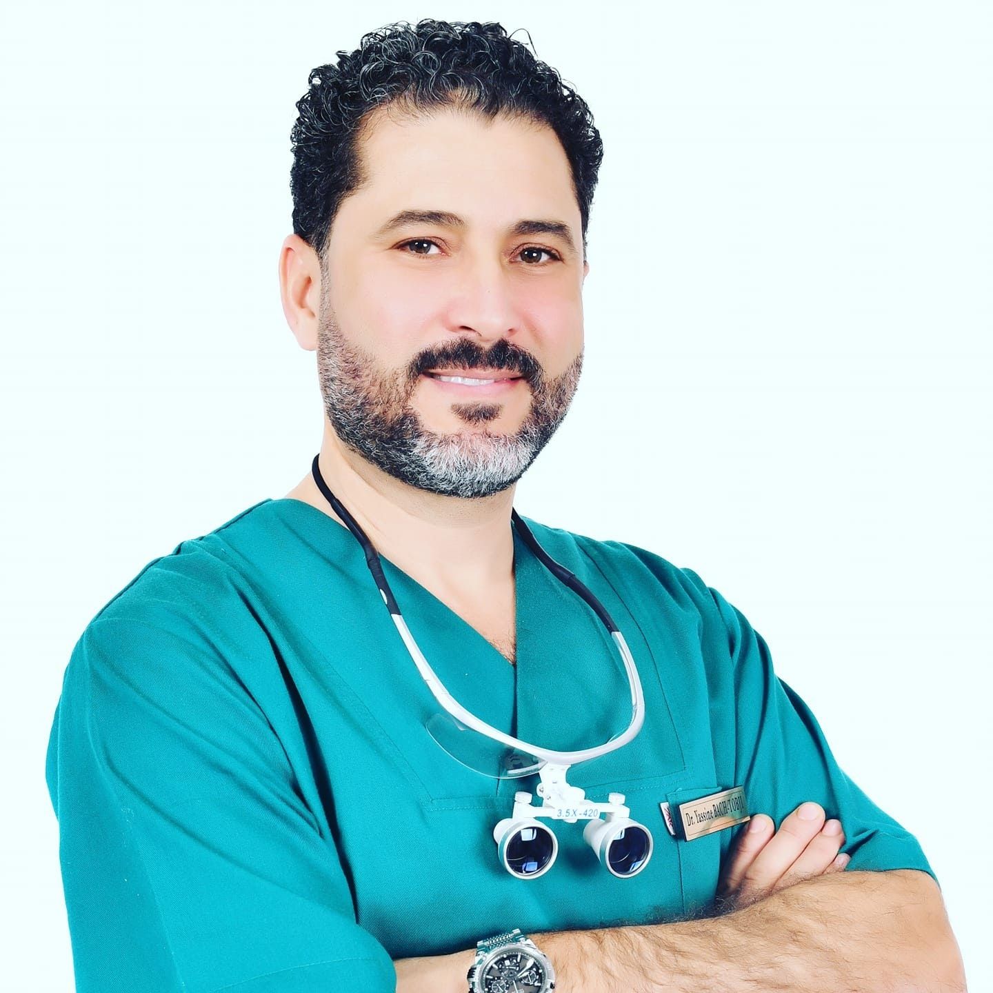 الدكتور ياسين باش طبجي Tunis Dental Clinic , Dr. Yassine Bach Tobji