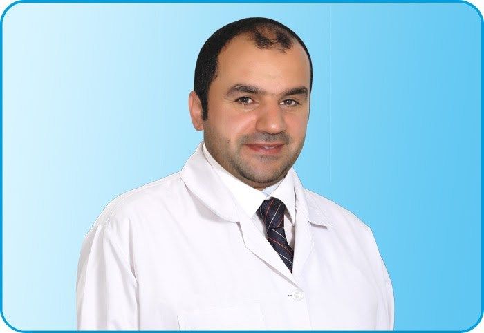 د. أحمد عبدالله الموسوي افضل دكتور بالون المعدة بالكويت