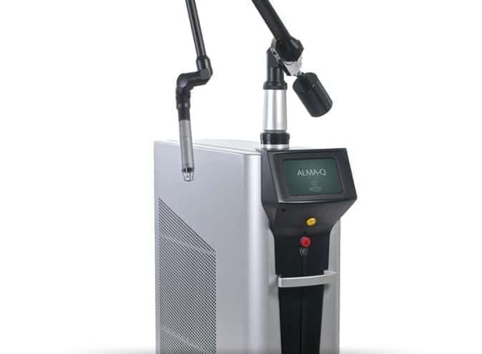 جهاز Alma-Q Nd YAG laser