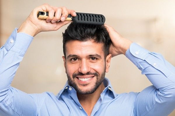 كيف تتم زراعة الشعر