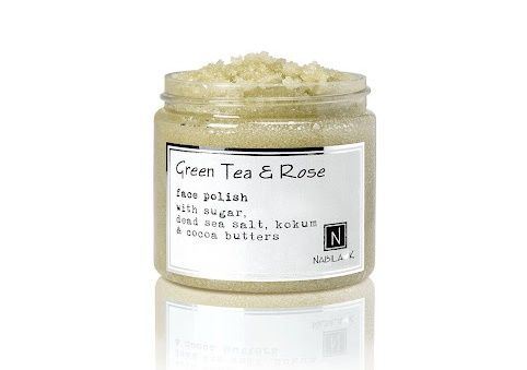ملمع الوجه بالشاي الأخضر والورد Green Tea &amp; Rose Face Polish من نبيلة كى Nabila K