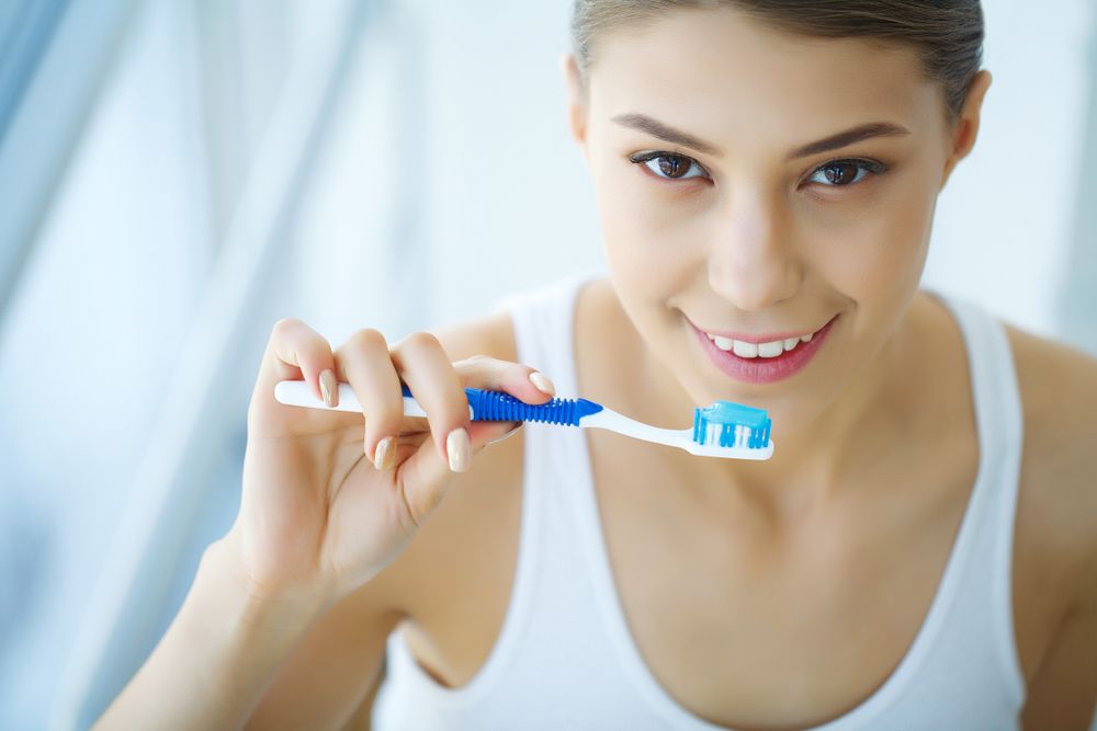 استخدام معجون الأسنان المبيض