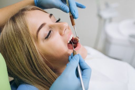معايير اختيار أفضل أطباء الأسنان