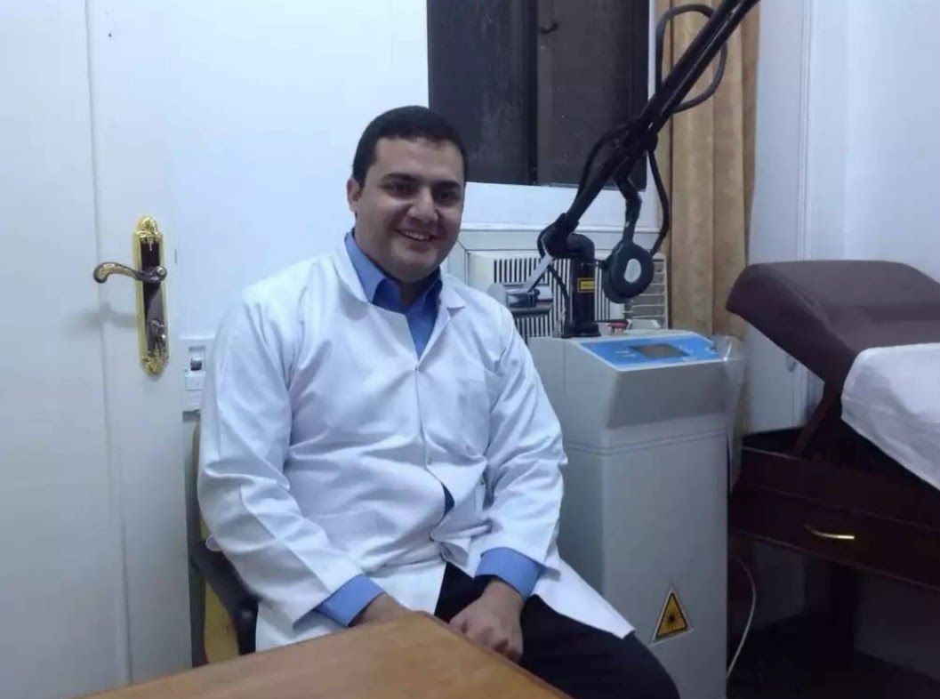 دكتور أحمد عبدالهادي أخصائي جراحة التجميل
