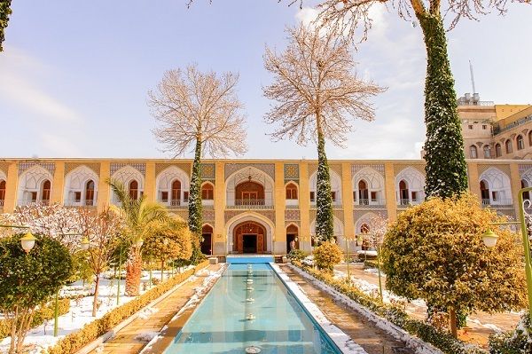 اماكن الاقامة في ايران