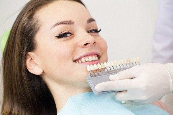 مميزات وعيوب تجميل الاسنان في تركيا